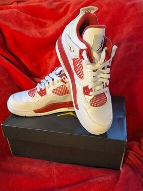 Nike Air Jordan Retro 4 "Alternate 89" Sneakers
